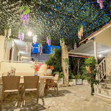 Apartament Mariliki *